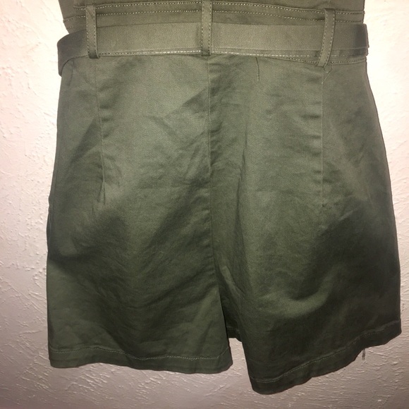 Olive Green Romperđź«’đź’š - Picture 2 of 6